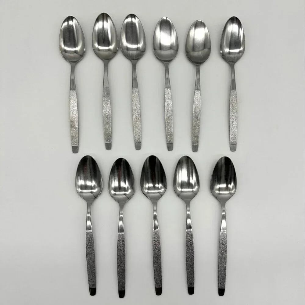 Vintage Spoons World Stainless Steel Taiwan Textured Soup Teaspoon 70s 15 Pieces - Picture 5 of 9